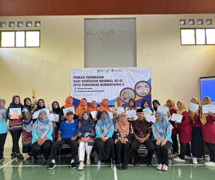 PUNCAK HKN KE-61 PUSKESMAS BANGUNTAPAN II, SINGOSAREN BORONG JUARA!